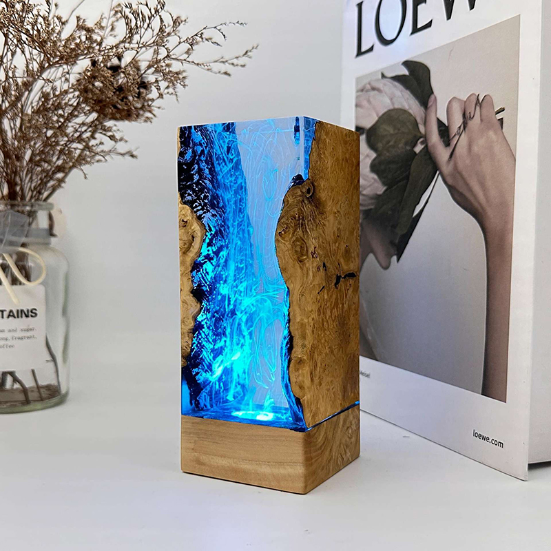 Lampe de table créative en rés - Resin Art Baby avis et prix